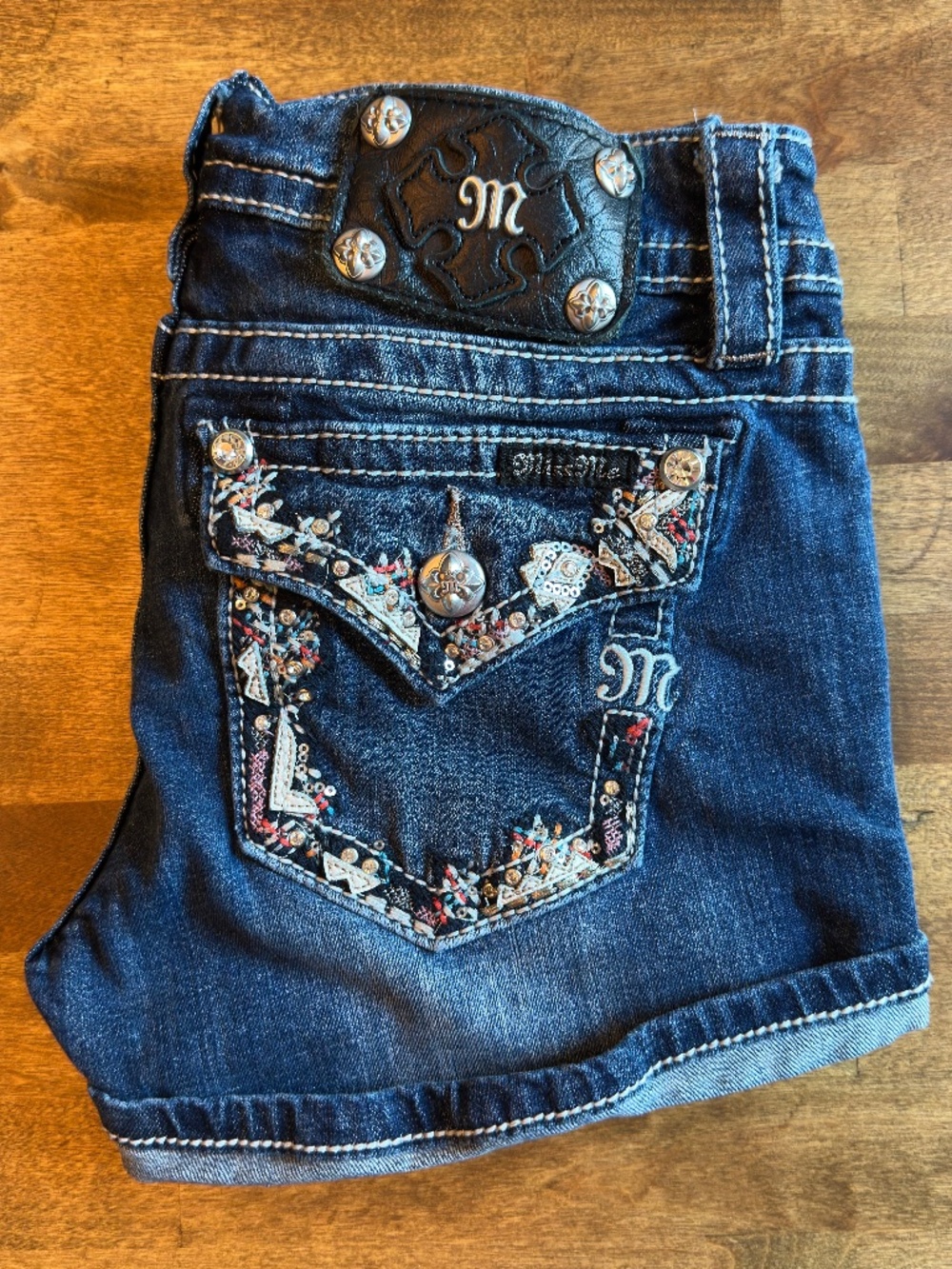 26 Miss Me Jeans Shorts